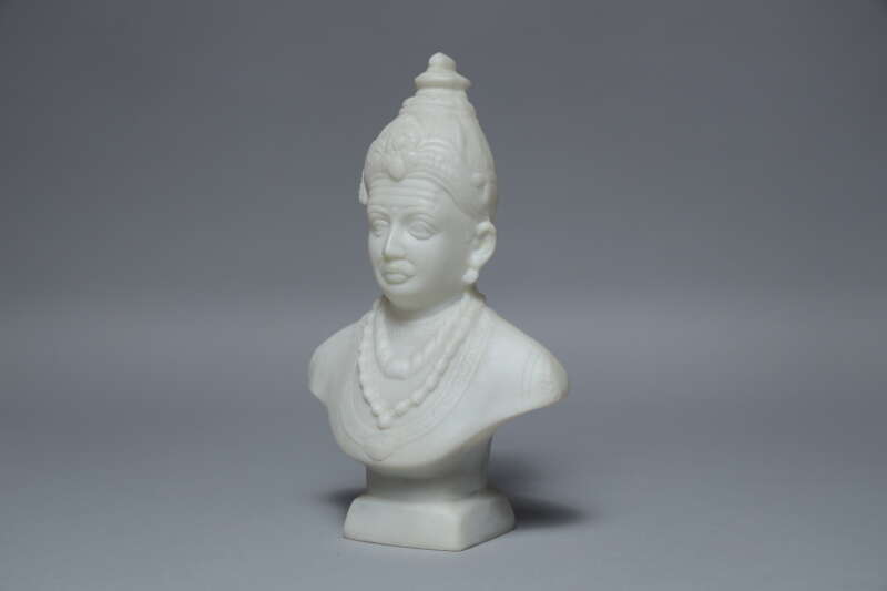 Lord Basaveshwara Basavanna Basav Idol (ಬಸವೇಶ್ವರ 201)(Marble Dust) - Image 8
