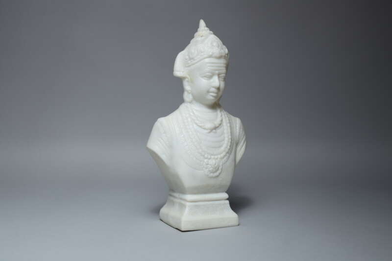 Lord Basaveshwara Basavanna Basav Idol (ಬಸವೇಶ್ವರ 101)(Marble Dust) - Image 8